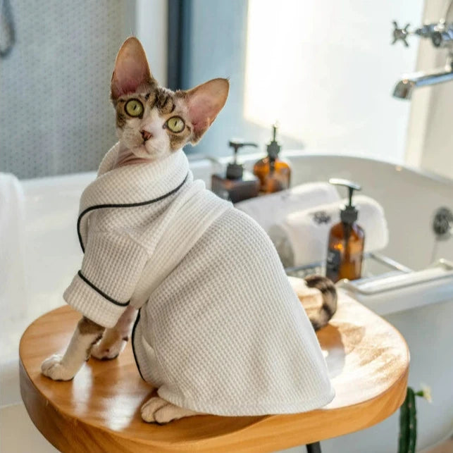 Luxury Cat Bathrobe - Yoru Says