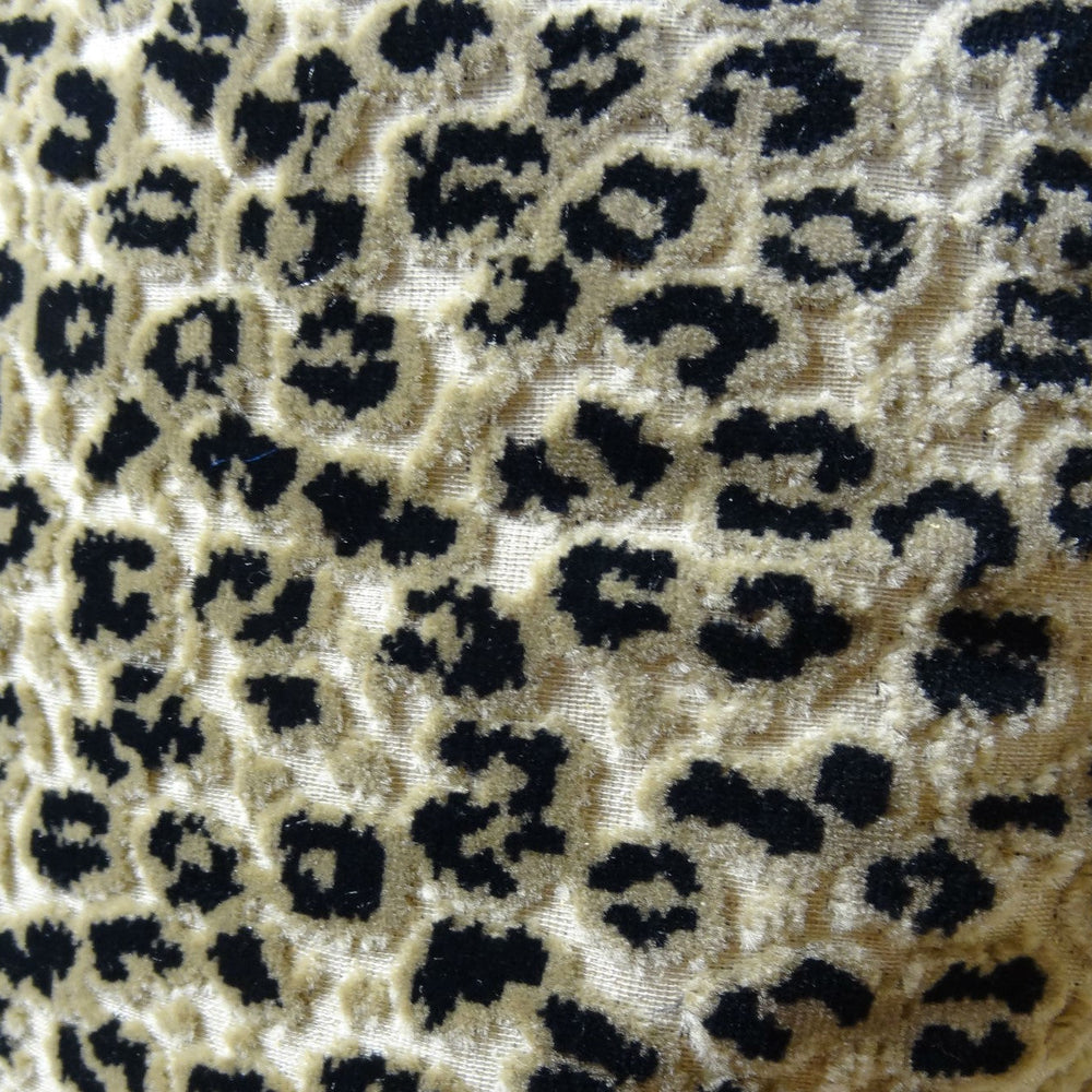 
                  
                    Wild Cheetah Taupe and Black Handmade - Luxury Pillow - Yoru Says
                  
                