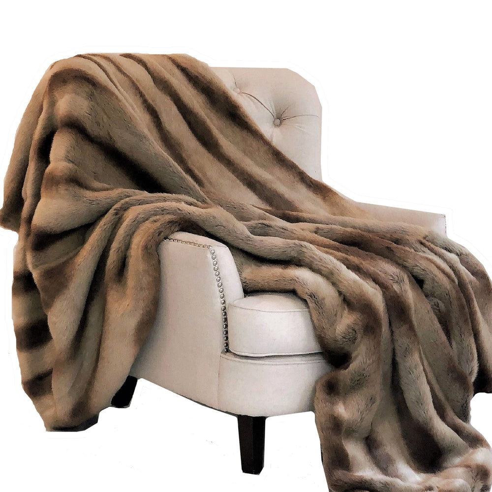 Sheared Faux Chinchilla Luxury Throw - Yoru Says