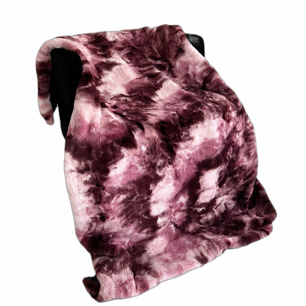 
                  
                    Plutus Rose Fureal Faux Fur Luxury Throw Blanket - Yoru Says
                  
                