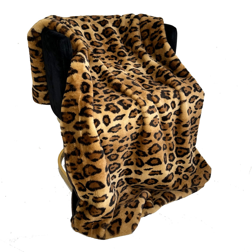 
                  
                    Plutus Brown Jaguar Faux Fur Luxury Throw Blanket - Yoru Says
                  
                