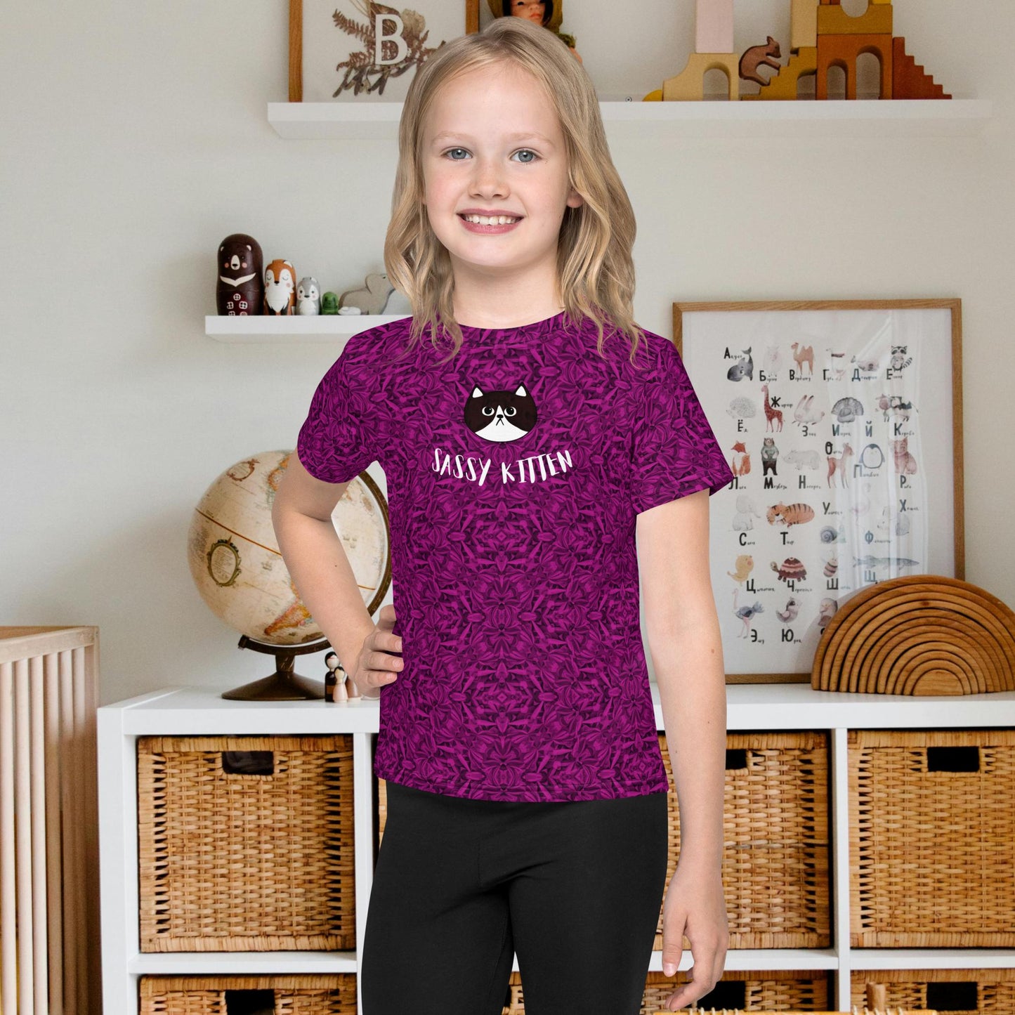 Sassy kitten - Kids crew neck t-shirt - Yoru Says