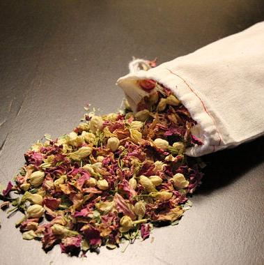 Organic Rejuvenating Bath Tea or Sachet - Yoru Says