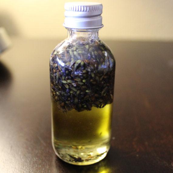 Bath Oil Healing and Relaxing Lavender - Yoru Says