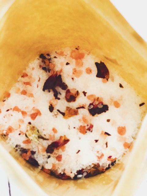 
                  
                    Organic Rose Salt Soak / Epsom Salt Soak / Pink Himalayan Sea Salt / - Yoru Says
                  
                