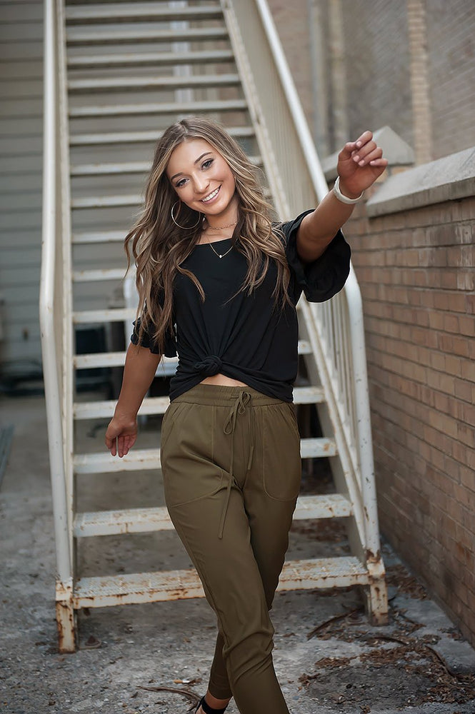 
                  
                    DT UPTOWN Lightweight Joggers in Olive Green - Yoru Says
                  
                